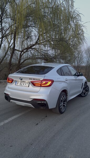 BMW X6 M50d